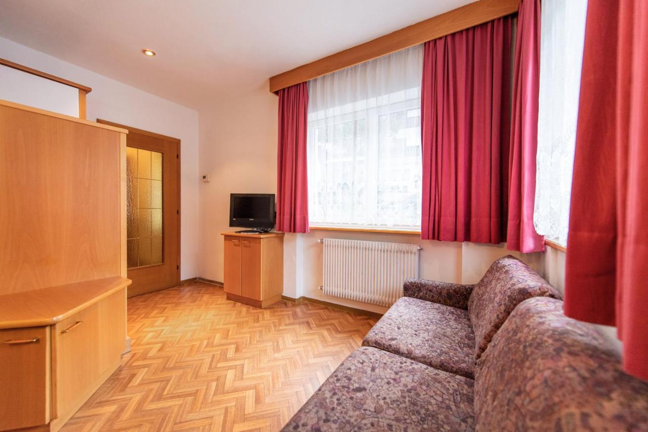 Apartments Jasmin Selva di Val Gardena Luaran gambar