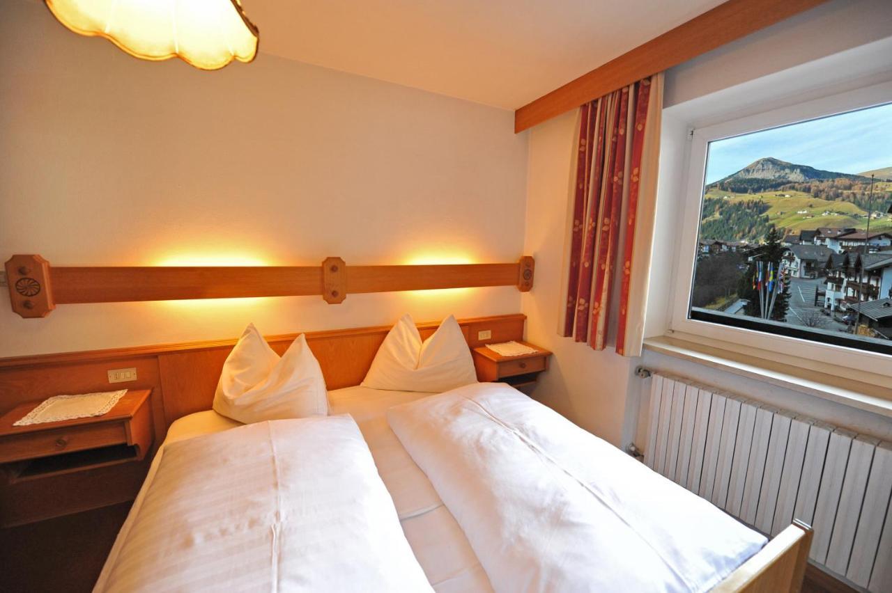 Apartments Jasmin Selva di Val Gardena Luaran gambar