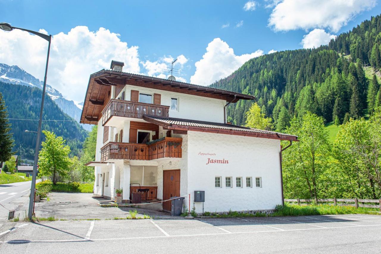Apartments Jasmin Selva di Val Gardena Luaran gambar