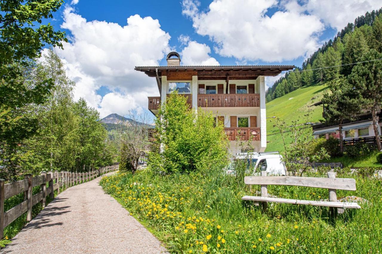 Apartments Jasmin Selva di Val Gardena Luaran gambar
