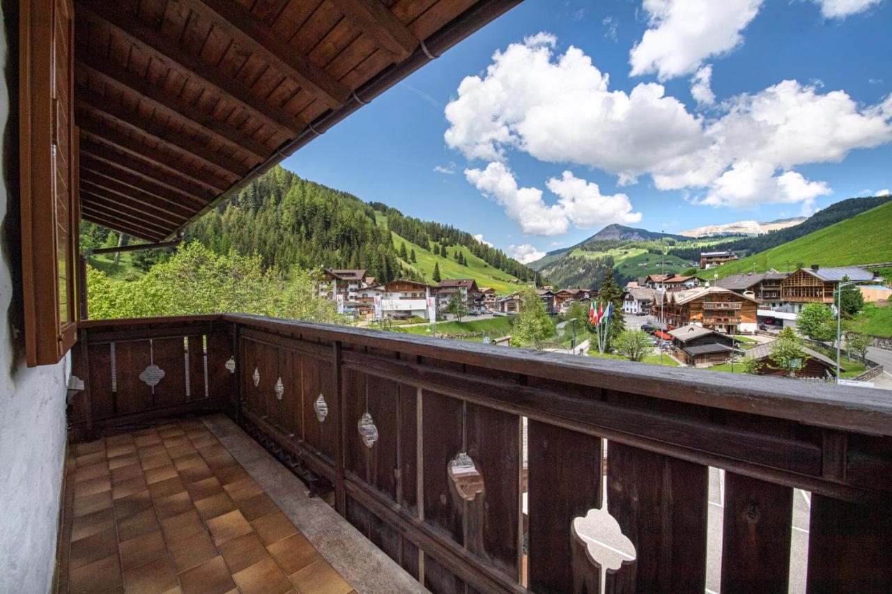 Apartments Jasmin Selva di Val Gardena Luaran gambar